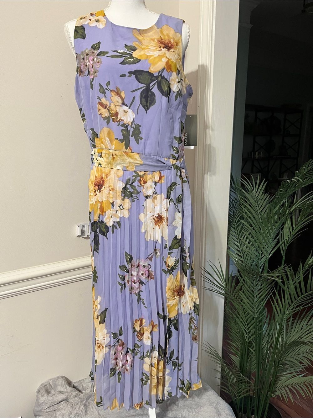 NWT Donna Ricco Lavender Floral Dress Size 12 L large